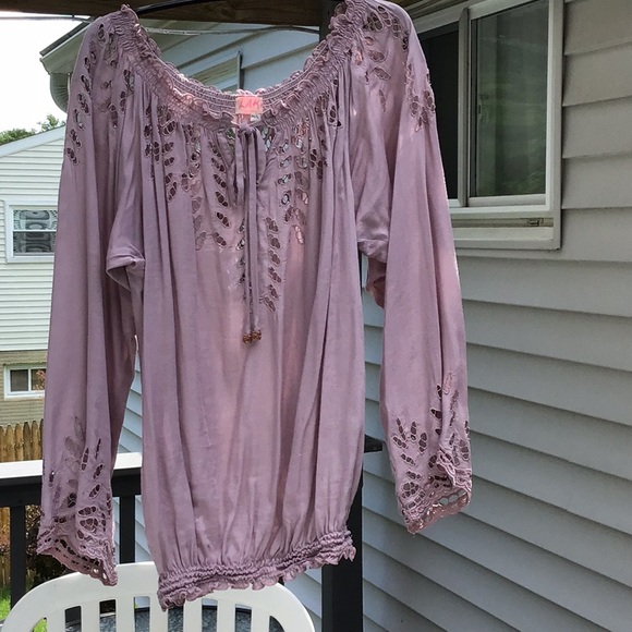 LAKTA Mauve Eyelet Detailed Top Size M/L. 100% Rayon Elastic at top and bottom. - Picture 2 of 6